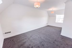 Lounge/Diner- click for photo gallery
